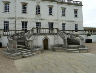 Greenwich - Queen's House - front view