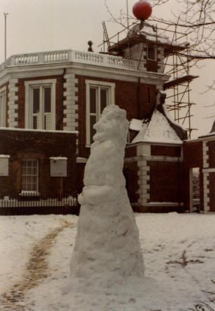 Greenwich Park - Snowman of Sir Isaac Newton outside Flamsteed House